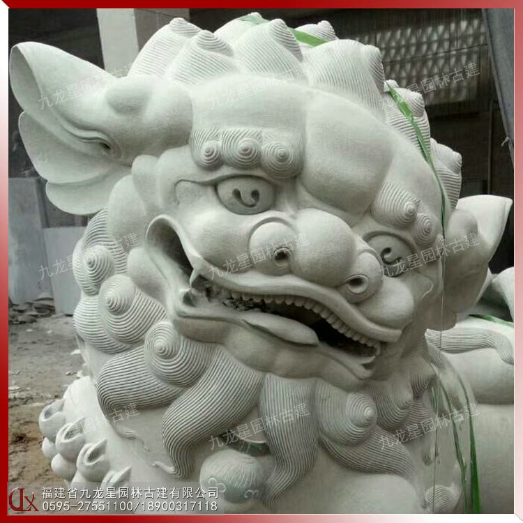 獻(xiàn)錢(qián)石獅子